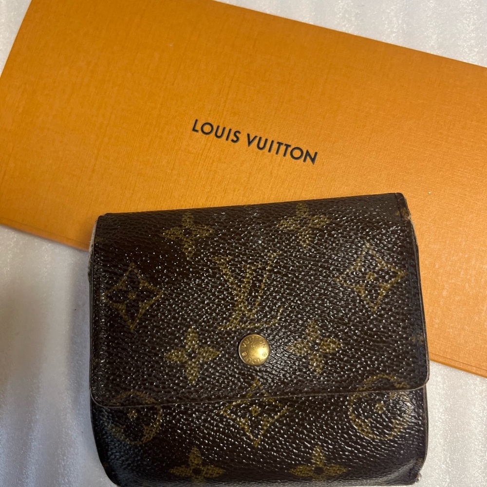 Louis Vuitton Brown Leather Wallet Louis Vuitton mens wallets Trifold LV wallet